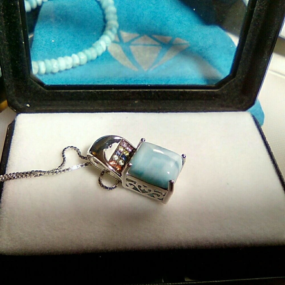 Larimar Sapphire  Gemstone
